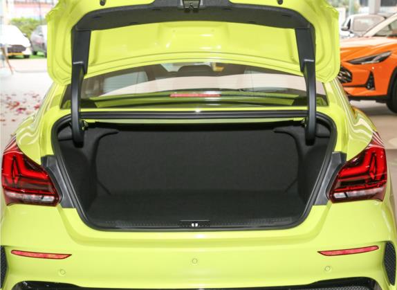 MG5天蝎座 2022款 1.5T 豪华版 车厢座椅   后备厢