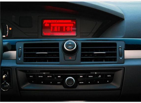 名爵6 2010款 掀背 1.8L 手动舒适版 中控类   中控台
