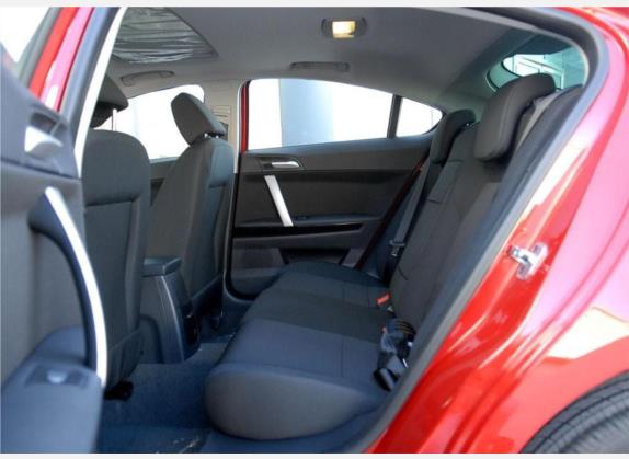 名爵6 2010款 掀背 1.8L 自动精英版 车厢座椅   后排空间