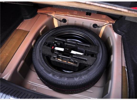 名爵6 2010款 掀背 1.8T 手动舒适版 其他细节类   备胎