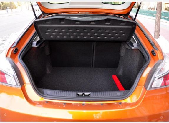名爵6 2010款 掀背 1.8T 手动舒适版 车厢座椅   后备厢