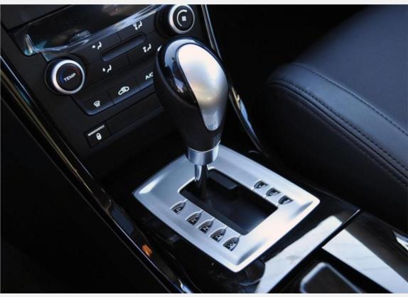 名爵6 2010款 掀背 1.8T 自动精英版 中控类   挡把