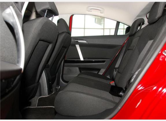 名爵6 2010款 掀背 1.8L 手动贺岁版 车厢座椅   后排空间