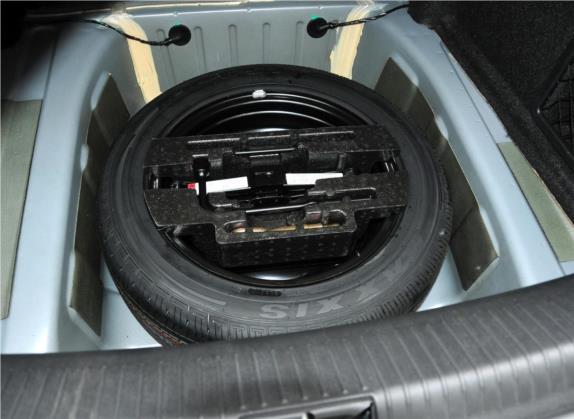 名爵6 2011款 三厢 1.8L 手动舒适版 其他细节类   备胎