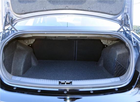 名爵6 2011款 三厢 1.8L 自动精英版 车厢座椅   后备厢