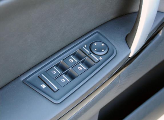 名爵6 2011款 三厢 1.8L 自动精英版 车厢座椅   门窗控制
