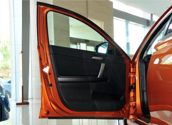 名爵6 2012款 掀背 1.8L 自动驾值版 车厢座椅   前门板
