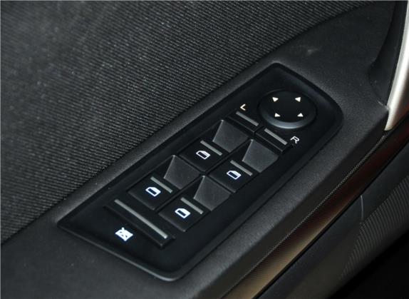名爵6 2012款 掀背 1.8L 自动驾值版 车厢座椅   门窗控制