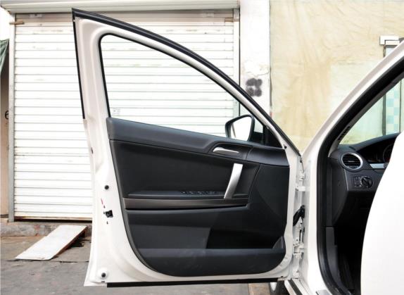 名爵6 2013款 掀背 1.8T 手动GT超值版 车厢座椅   前门板
