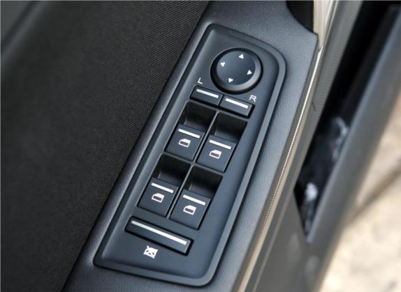名爵6 2013款 掀背 1.8T 手动GT超值版 车厢座椅   门窗控制