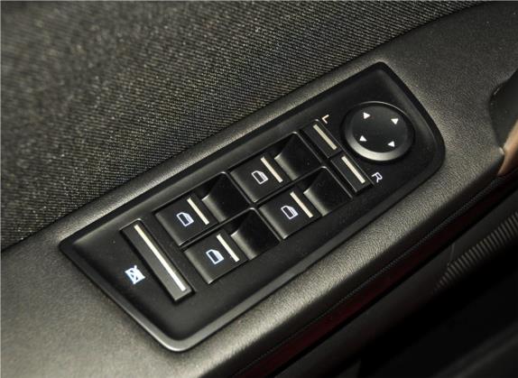 名爵6 2014款 掀背 1.8L 自动驾值版 车厢座椅   门窗控制