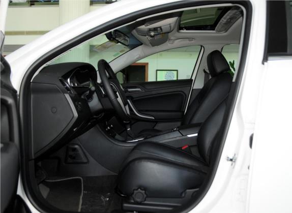 名爵6 2015款 掀背 1.8T 90周年赛道冠军版自动inkaNet精英型 车厢座椅   前排空间