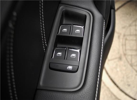 名爵6 2017款 20T 自动豪华智联版 国V 车厢座椅   门窗控制