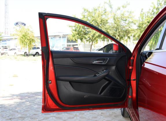 名爵6 2020款 1.5T 自动领潮豪华版 车厢座椅   前门板