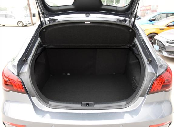名爵6 2021款 Pro 1.5T 自动Trophy智驾旗舰版 车厢座椅   后备厢