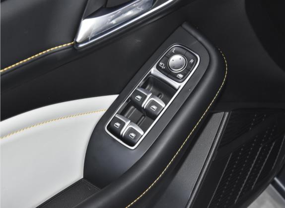 名爵6 2021款 Pro 1.5T 自动Trophy豪华版 车厢座椅   门窗控制