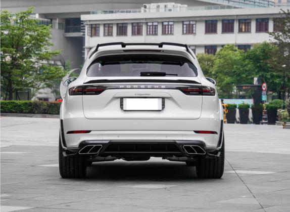 迈莎锐Cayenne 2021款 3.0T Black Carbon 外观   正后