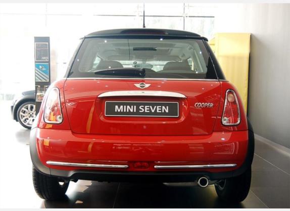 MINI 2006款 1.6 Seven 外观   正后