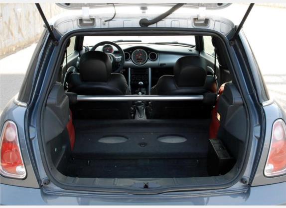 MINI 2006款 1.6T COOPER S GP 车厢座椅   后备厢