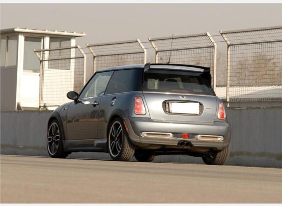 MINI 2006款 1.6T COOPER S GP 外观   斜后