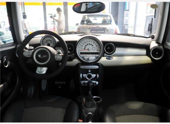 MINI 2007款 1.6T COOPER S 中控类   中控全图