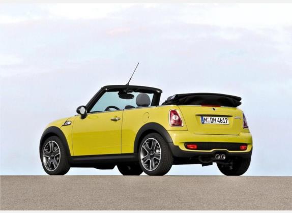 MINI 2009款 1.6T COOPER S CABRIO 外观   斜后