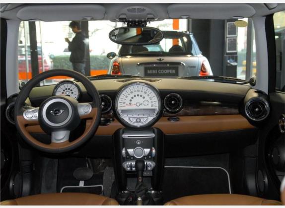 MINI 2010款 1.6L COOPER 50 Mayfair 中控类   中控全图