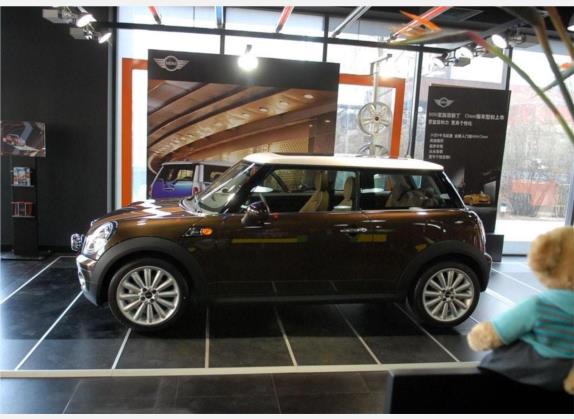 MINI 2010款 1.6L COOPER 50 Mayfair 外观   正侧