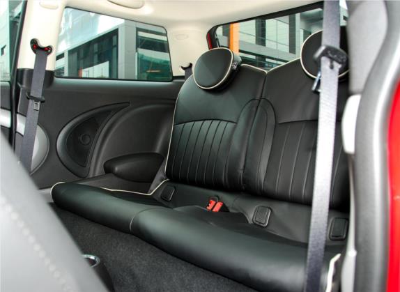 MINI 2011款 1.6L COOPER Tattoo 车厢座椅   后排空间