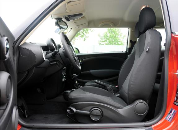 MINI 2011款 1.6L ONE 车厢座椅   前排空间