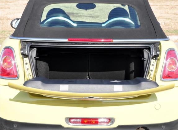 MINI 2011款 1.6L COOPER CABRIO 车厢座椅   后备厢