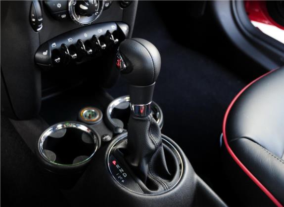 MINI 2012款 1.6T COOPER S 中国任务版 中控类   挡把