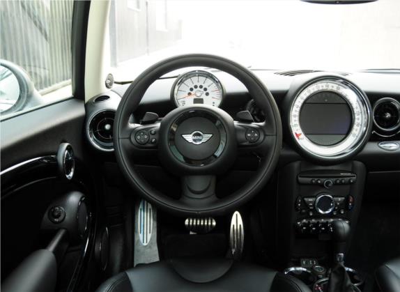 MINI 2012款 1.6T COOPER S Fun 中控类   驾驶位