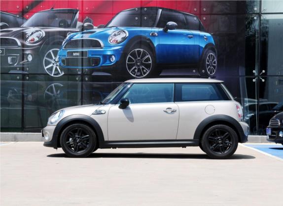 MINI 2012款 1.6L ONE Baker Street 外观   正侧