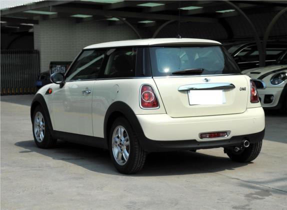 MINI 2013款 1.6L ONE 限量第三款 外观   斜后