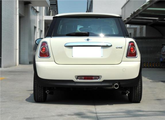 MINI 2013款 1.6L ONE 限量第三款 外观   正后