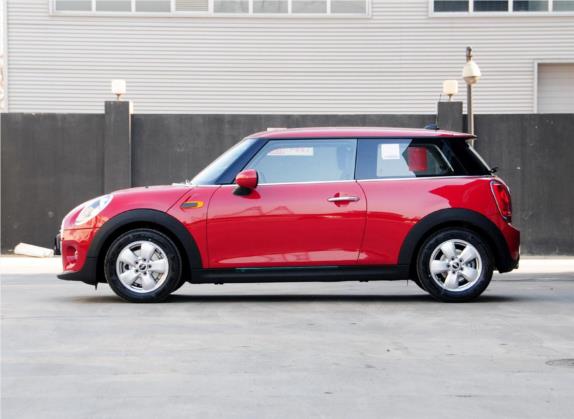 MINI 2014款 1.2T ONE 外观   正侧