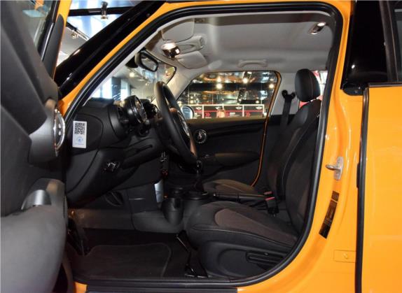 MINI 2015款 1.2T 手动 ONE 五门版 车厢座椅   前排空间