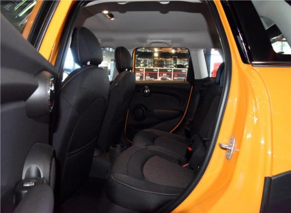 MINI 2015款 1.2T 手动 ONE 五门版 车厢座椅   后排空间