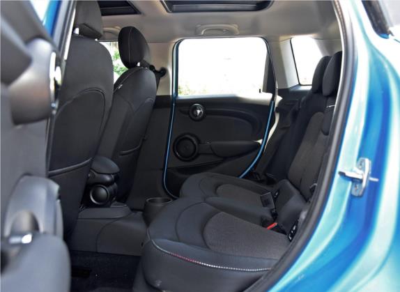 MINI 2015款 1.2T ONE 五门版 车厢座椅   后排空间