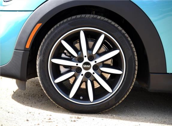 MINI 2016款 2.0T COOPER S CABRIO 加勒比蓝限量版 其他细节类   前轮