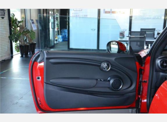 MINI 2016款 1.5T COOPER CABRIO 车厢座椅   前门板