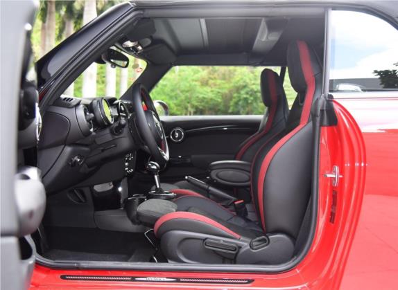 MINI 2016款 2.0T COOPER S CABRIO 车厢座椅   前排空间