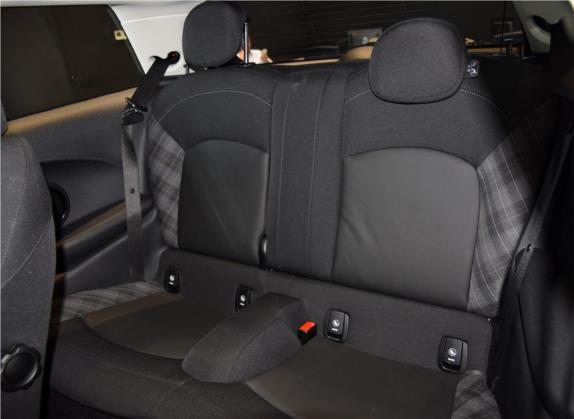 MINI 2016款 1.5T COOPER 先锋派 车厢座椅   后排空间