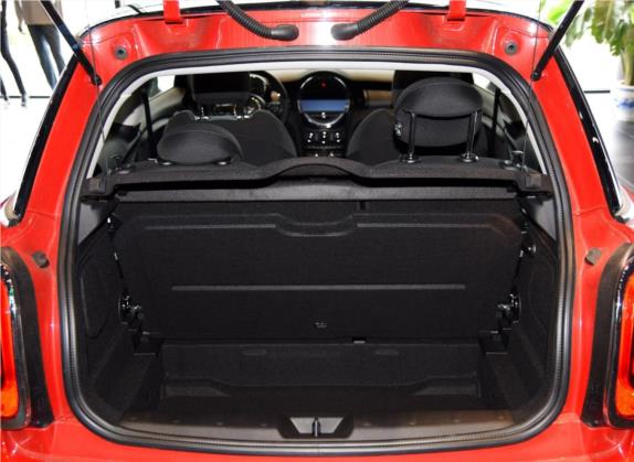 MINI 2016款 1.5T COOPER 先锋派 车厢座椅   后备厢
