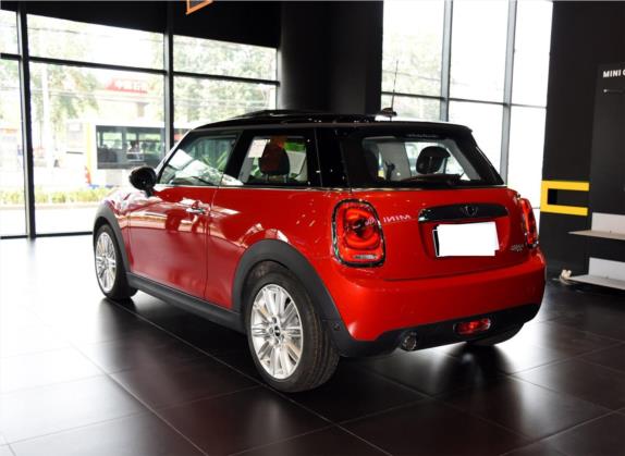 MINI 2016款 1.5T COOPER 先锋派 外观   斜后