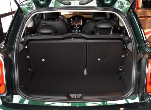 MINI 2016款 1.5T COOPER 表现派 车厢座椅   后备厢