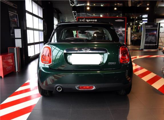 MINI 2016款 1.5T COOPER 表现派 外观   正后