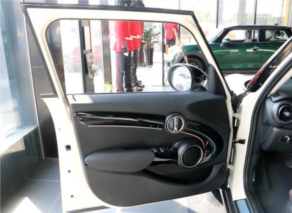 MINI 2016款 1.5T COOPER 表现派 五门版 车厢座椅   前门板