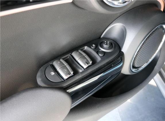 MINI 2016款 1.5T COOPER 表现派 五门版 车厢座椅   门窗控制
